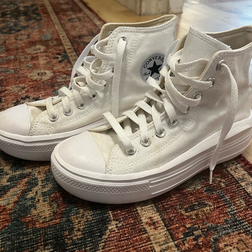 Converse Move High Top Size 6